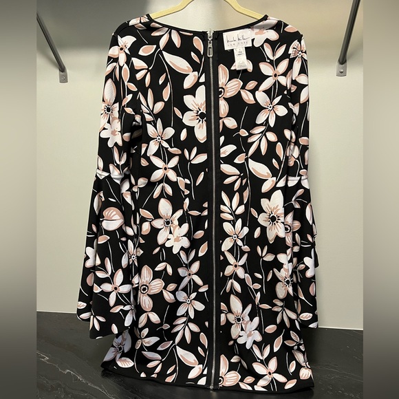 Reversible Nicole Miller New York Dress - Picture 8 of 9